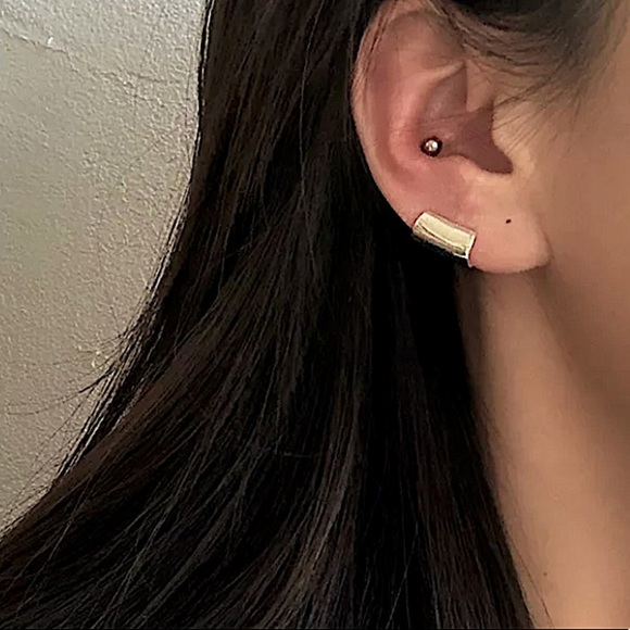 STERLING SILVER EAR CUFF - Picture 5 of 5